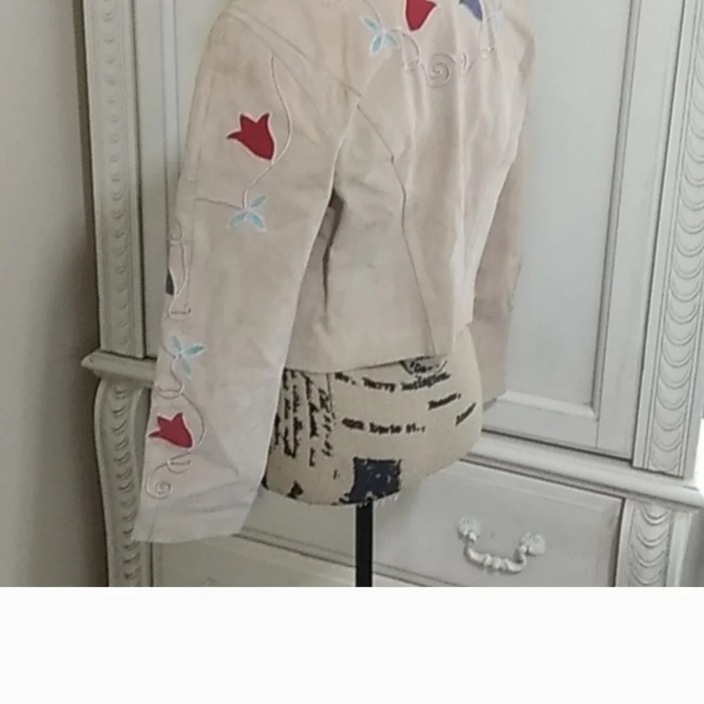 Amazing Leather Frontier Collection Size Small made in U.S.A - Picture 3 of 9